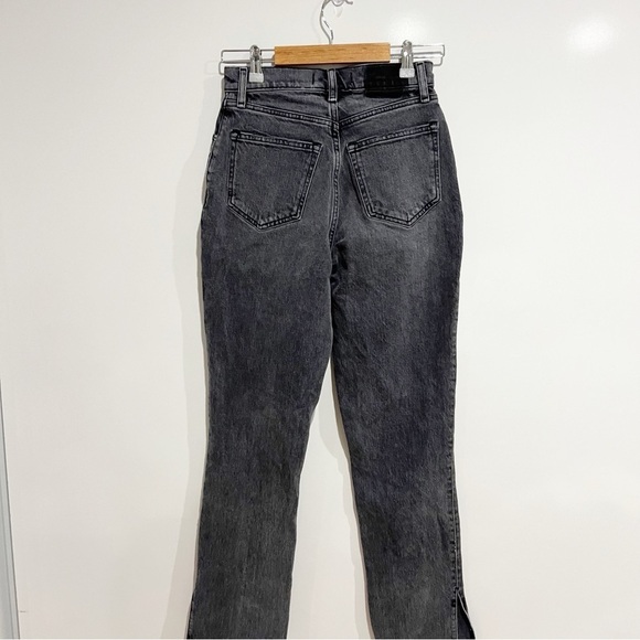 Abercrombie & Fitch 90's Straight Ultra High Rise Jeans Curve Love black slit - Picture 3 of 9